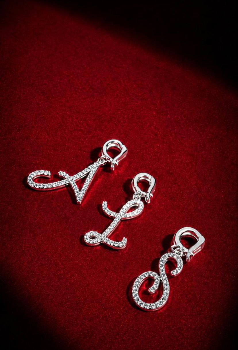 Pingente - Inicial Moissanite - SOB ENCOMENDA